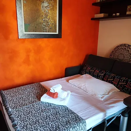 Hisun 4 Seasons Seaside Luxurious Maisonette